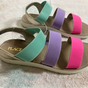 Children's Place girls sandal .